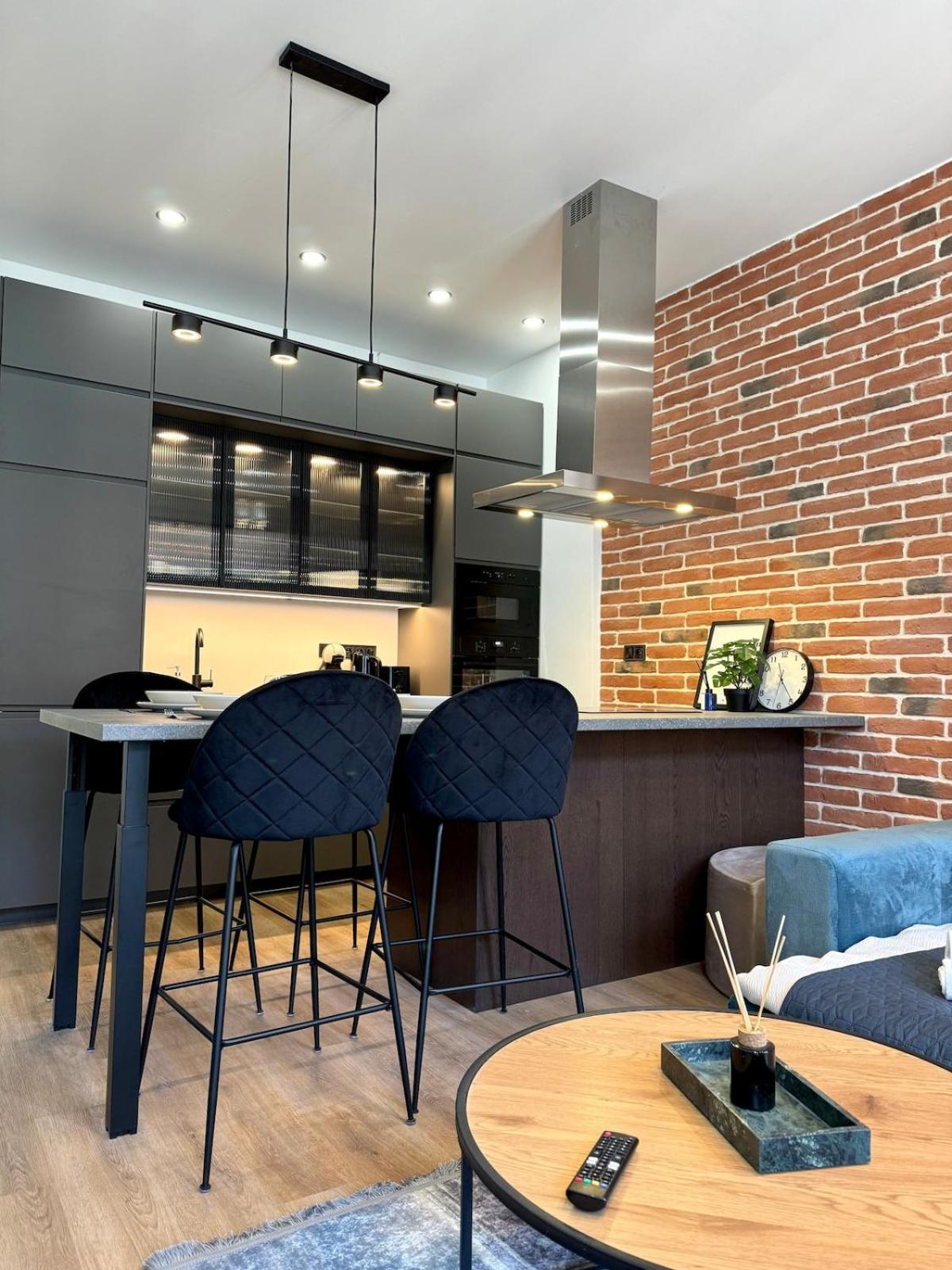 10 Minutes Charles Bridge Modern Apartment, Prag Dış mekan fotoğraf